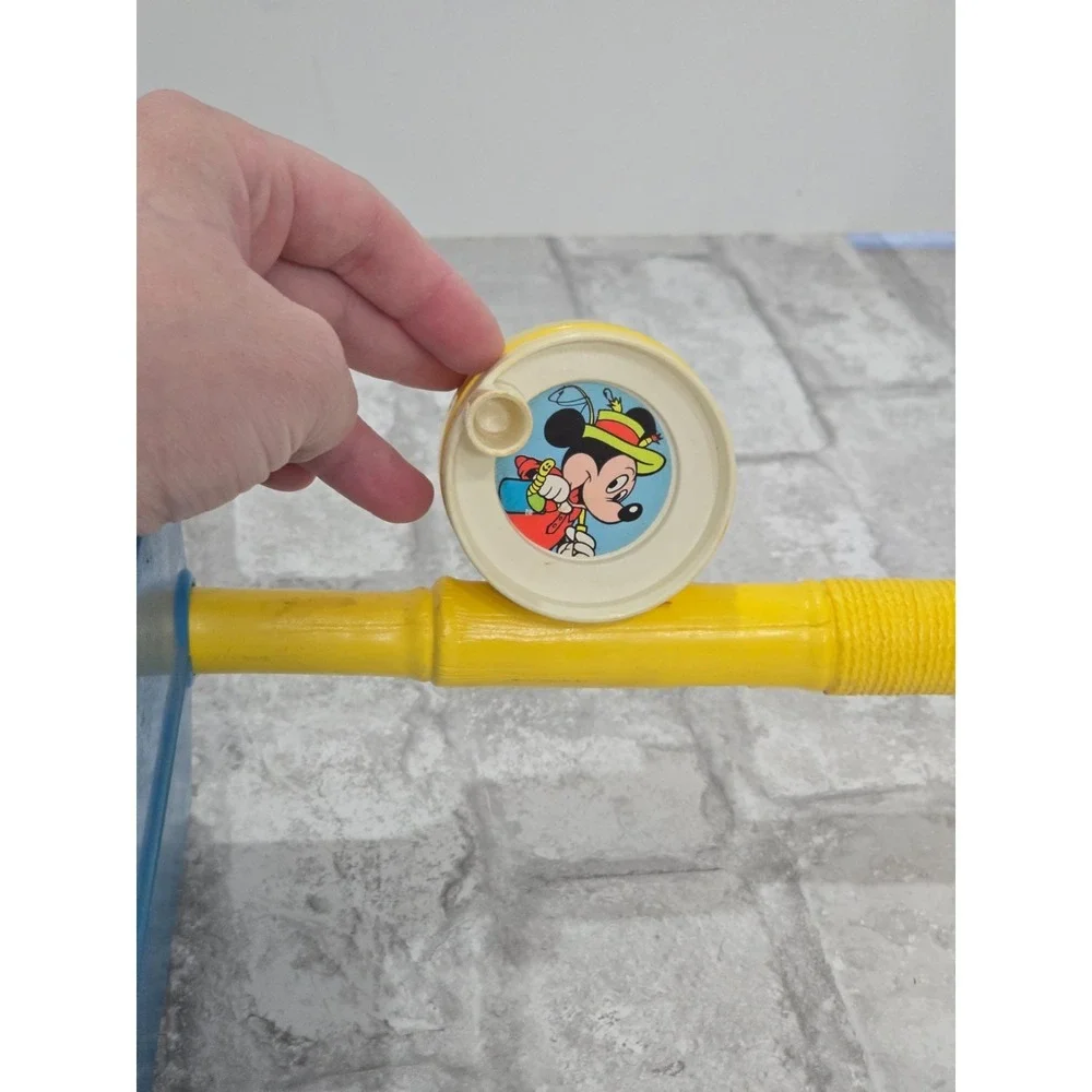 Vintage‎ Mattel Disney Mickey Mouse Fishing Pole Rod Tackle Box Cheese Worm Fish
